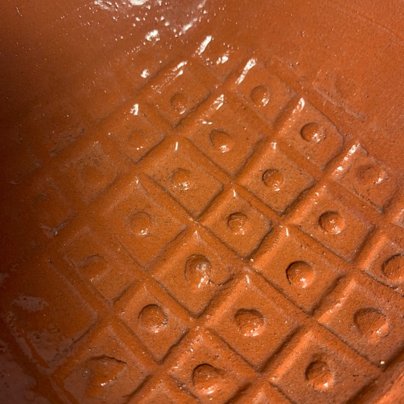 Terracotta Mexican pedestal bowl - Picture 2 of 3